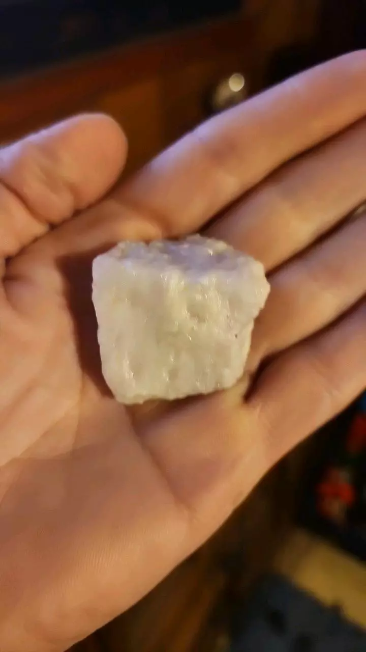 💕UV Reactive Calcite💕 thumbnail