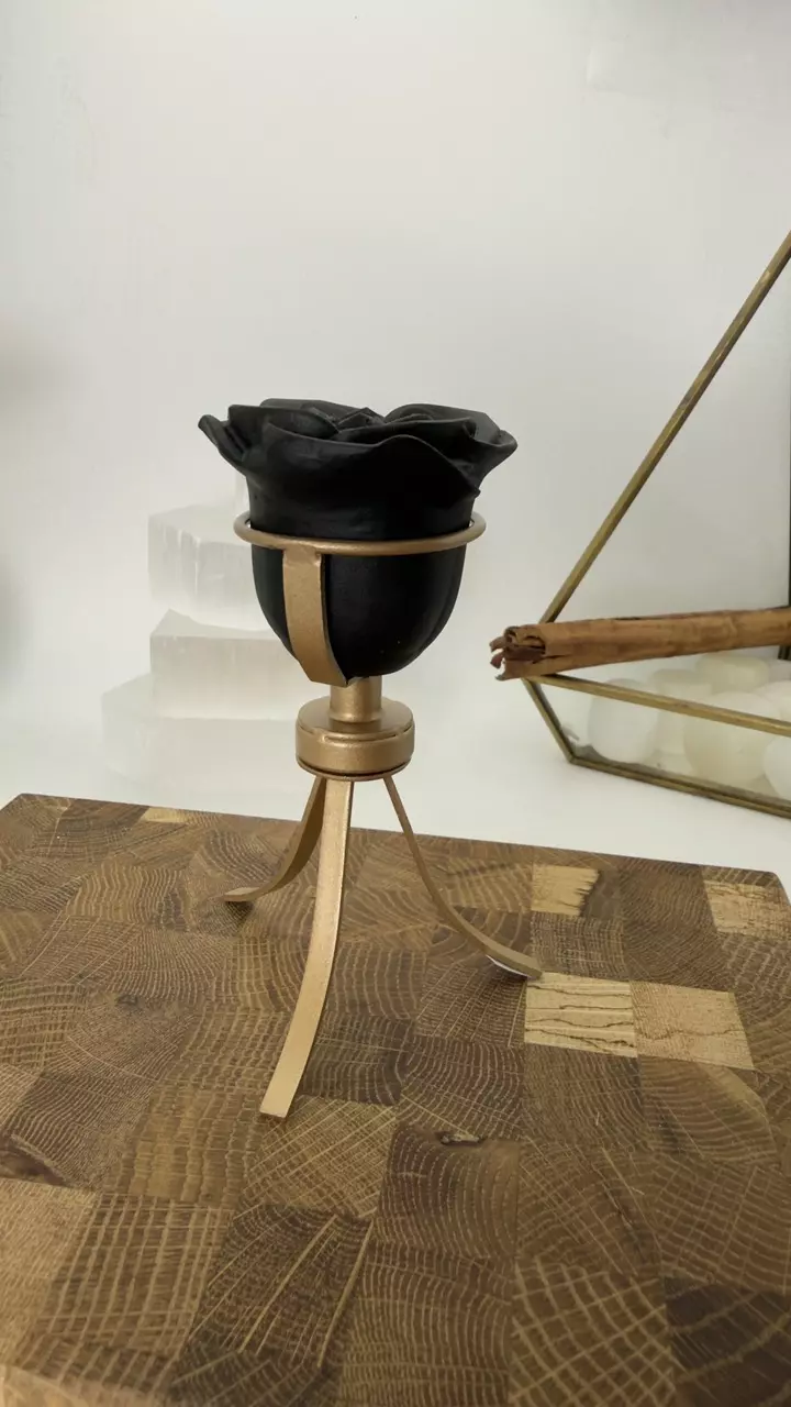 Black obsidian rose on gold stand thumbnail