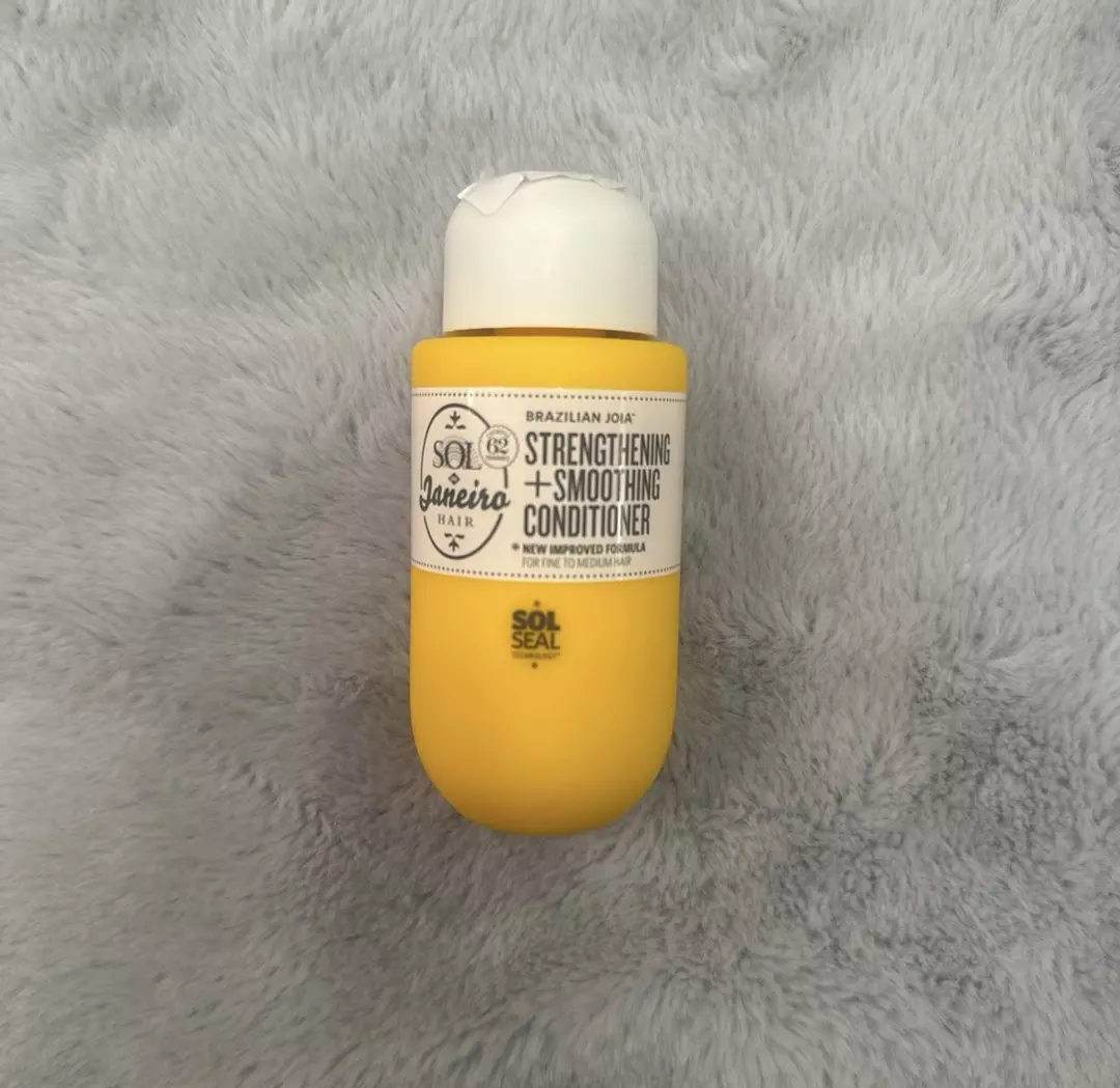 Sol De Janeiro Shampoo/Conditioner thumbnail