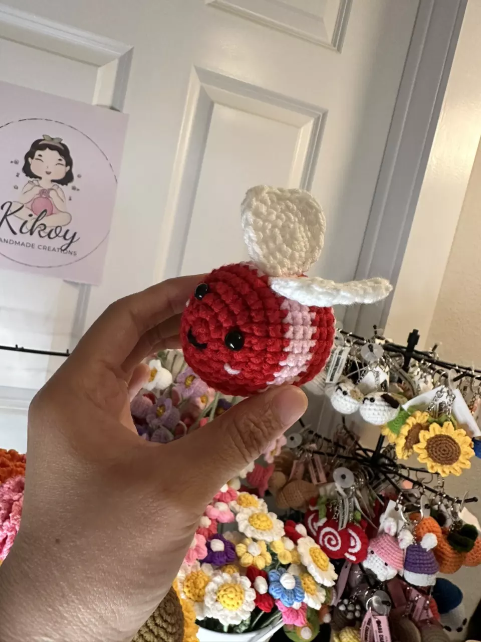 Love Bee Plush (small) thumbnail