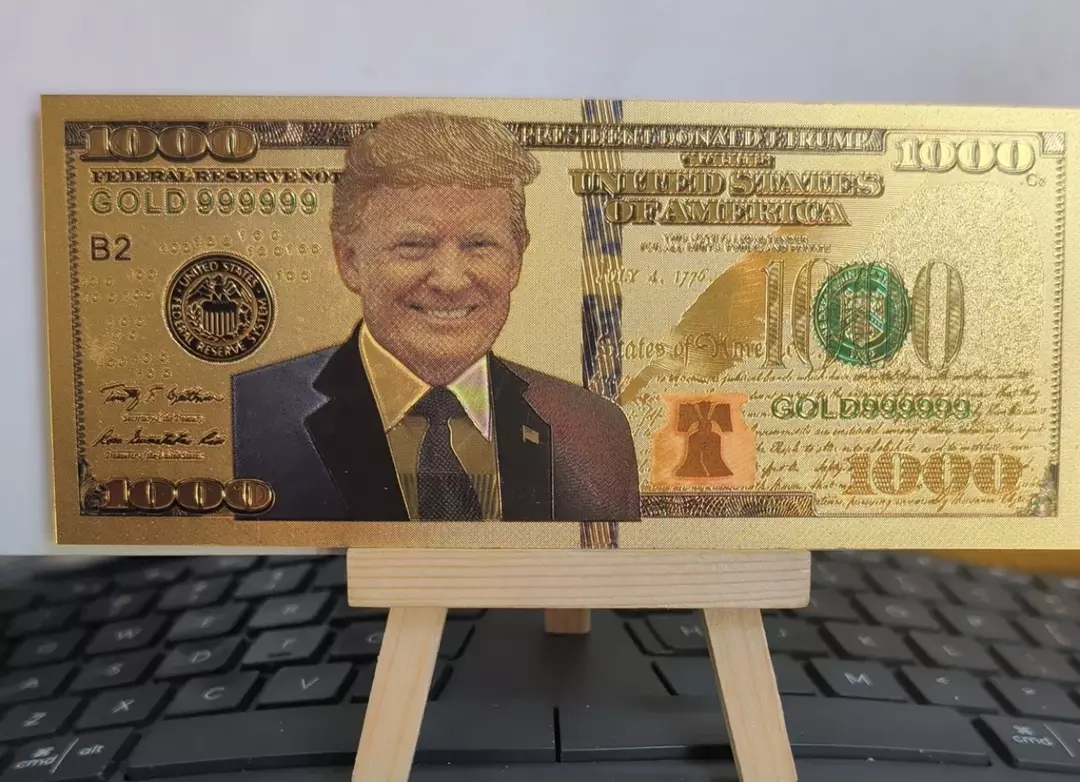 **SET OF 8** GOLD Foil US DONALD TRUMP $1000 Republican Collection Novelty Note thumbnail