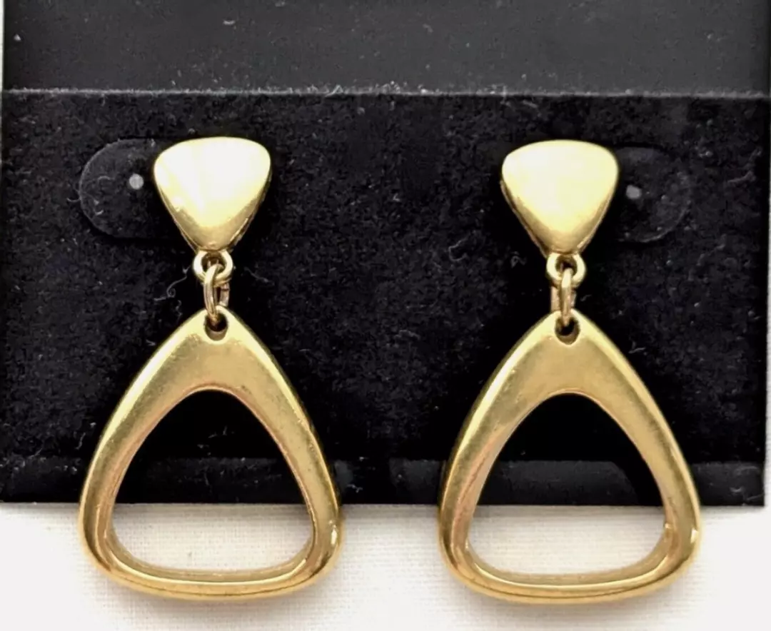 trifari gold tone clip on earrings thumbnail