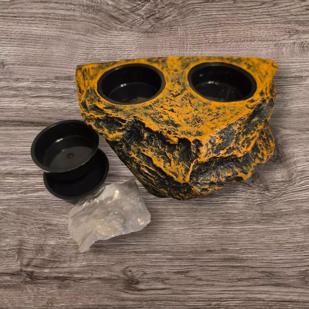 Magnetic feeder ledge thumbnail