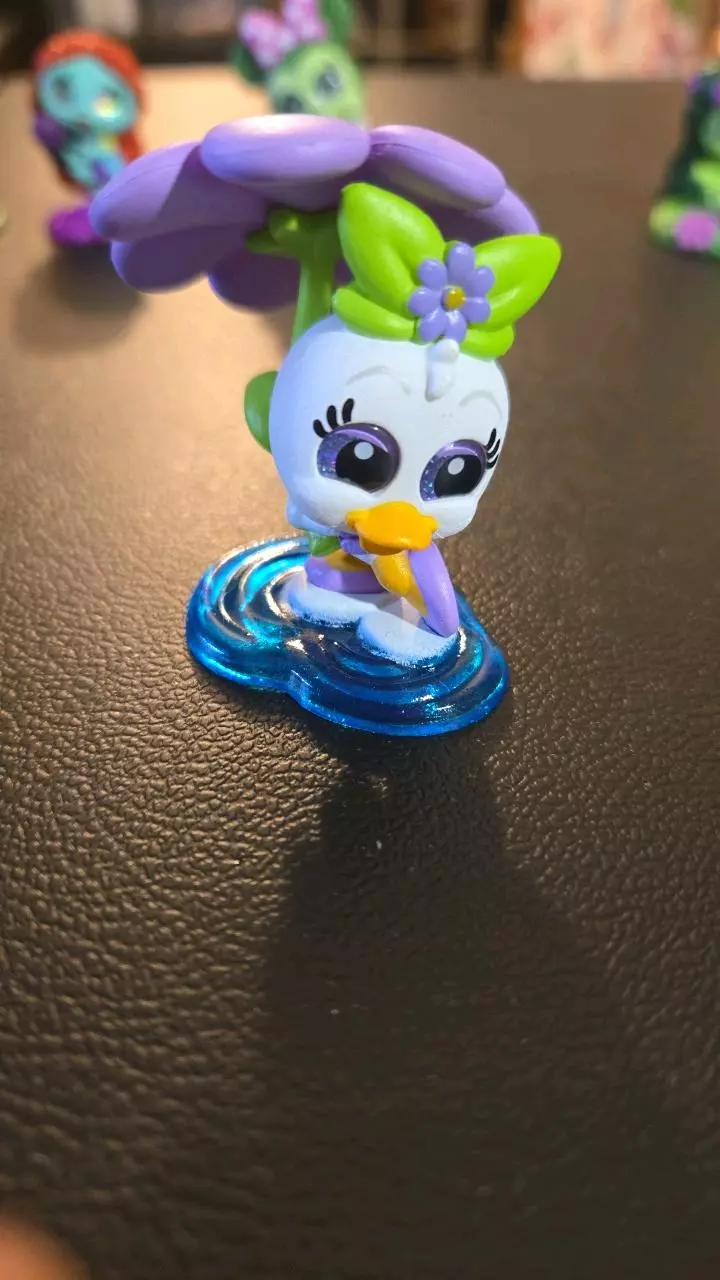 DAISY in full bloom (common) thumbnail