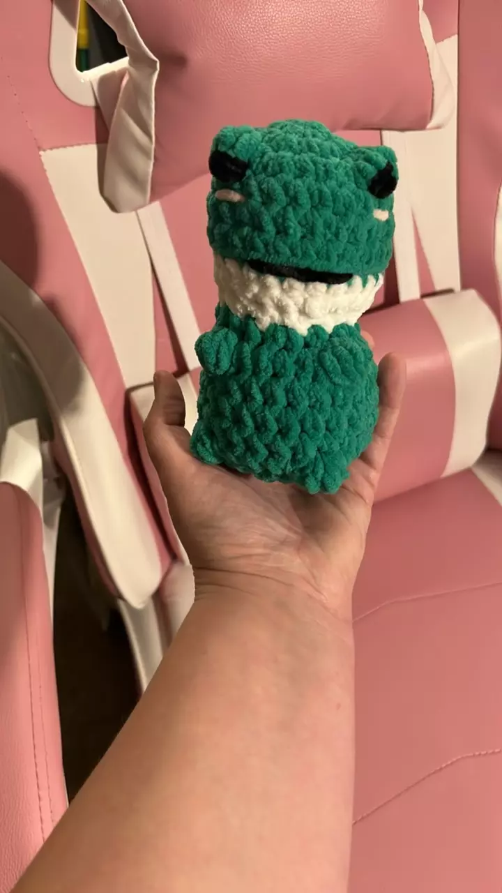 Friendly frog thumbnail