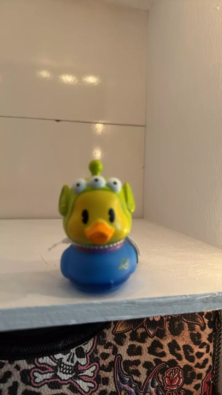 Alien Duck thumbnail