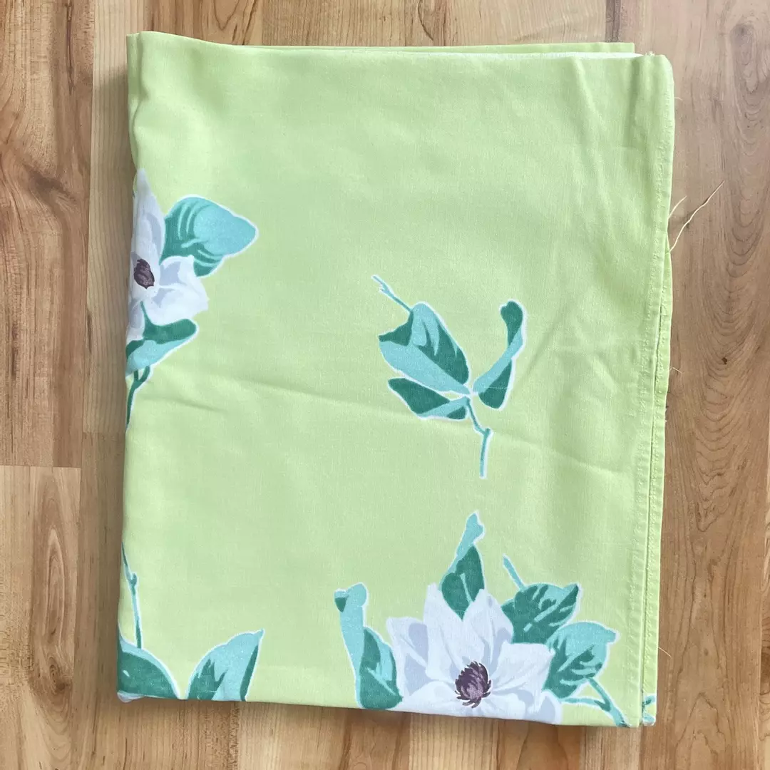 American Pride Magnolia Tablecloth thumbnail