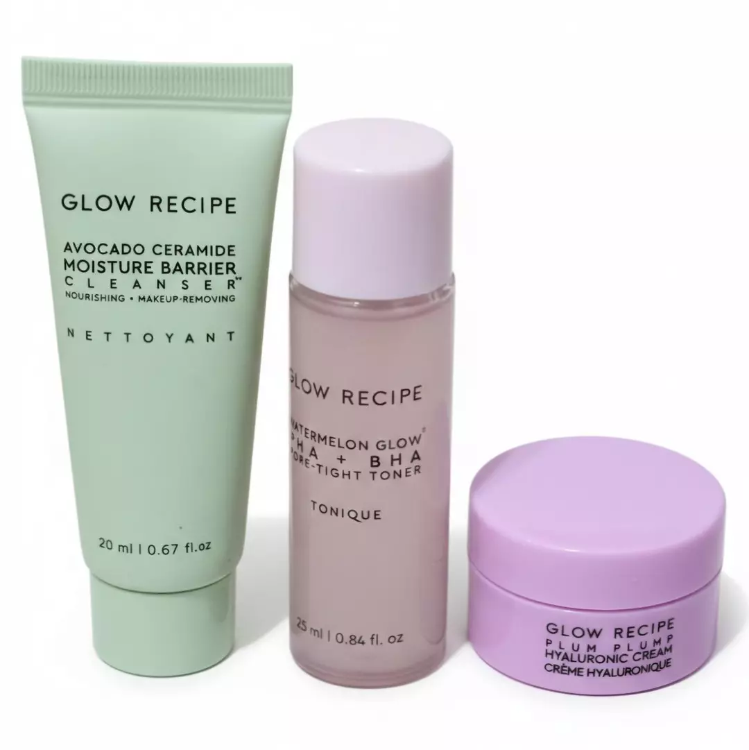 ❤️BUNDLE of Glow Recipe 3-Piece Travel-Size Skincare thumbnail