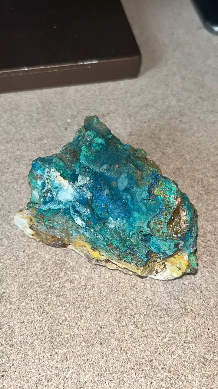 Azurite & Malachite Fluorite 182g thumbnail