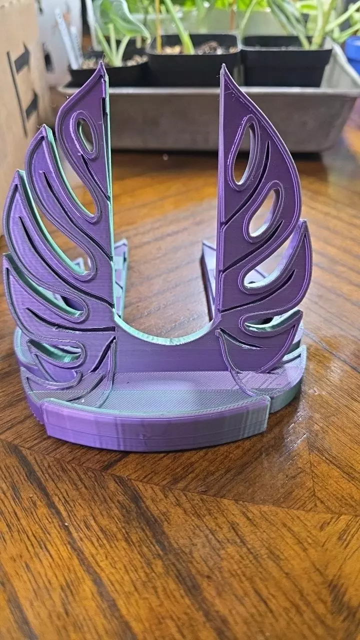 Monstera phone holder thumbnail