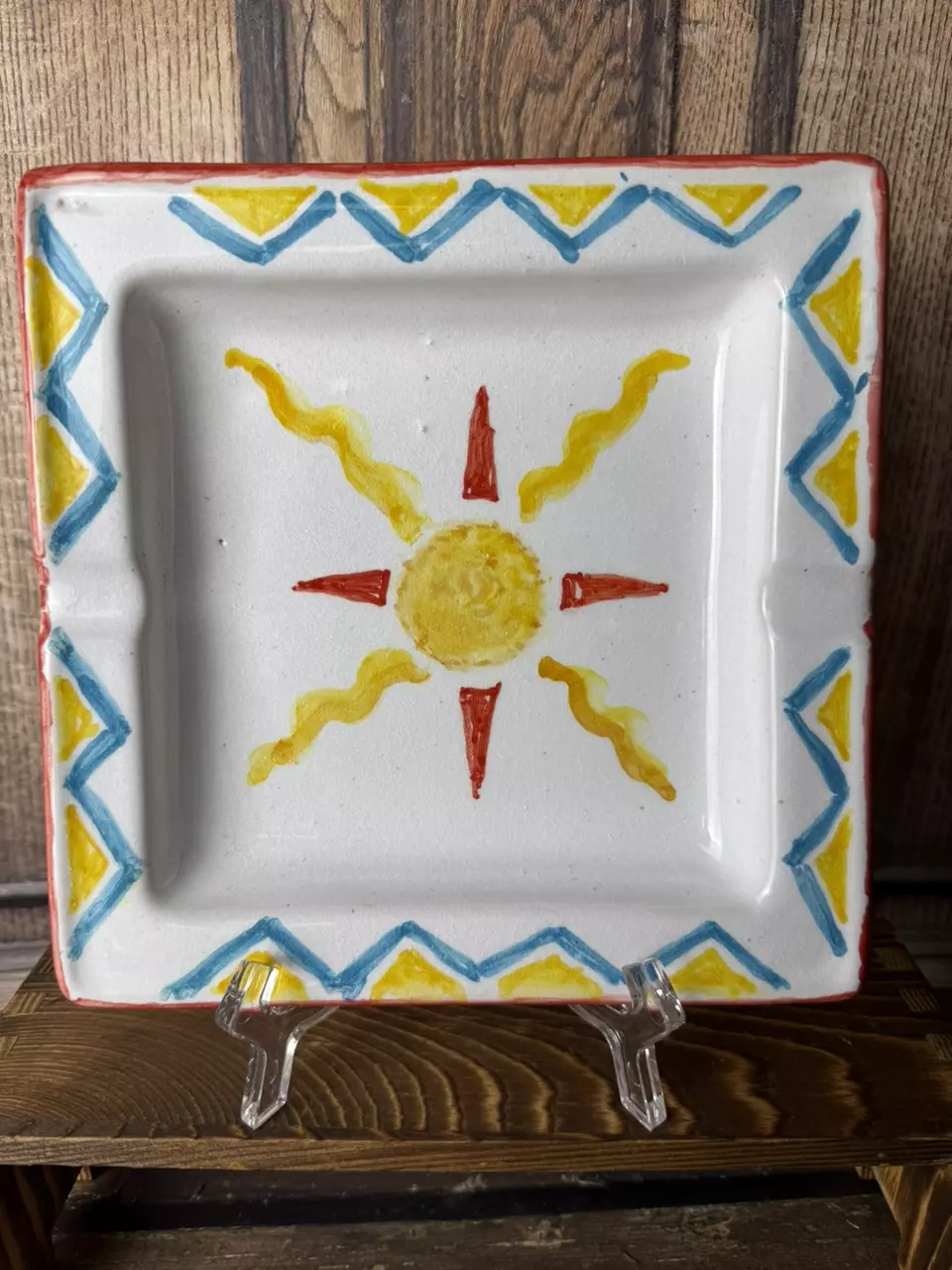 Hand-painted Italian studio pottery by Desideria Corsini 🇮🇹 thumbnail