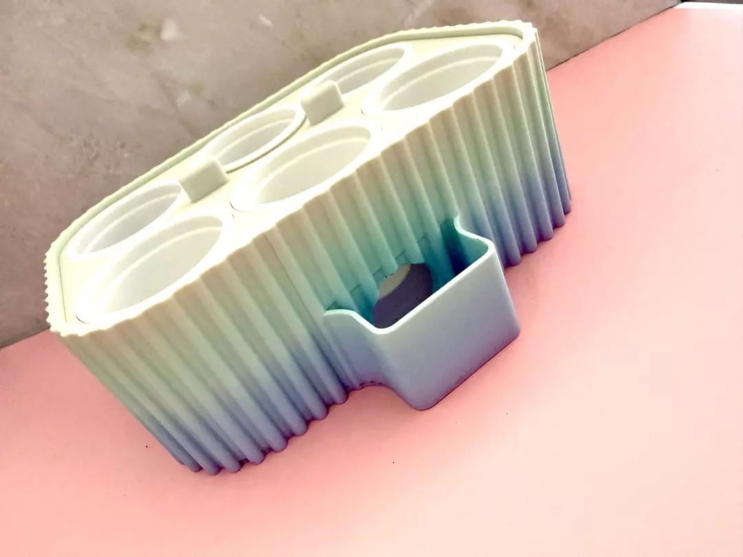 Six Pod Self Watering Seed Starter Tray thumbnail