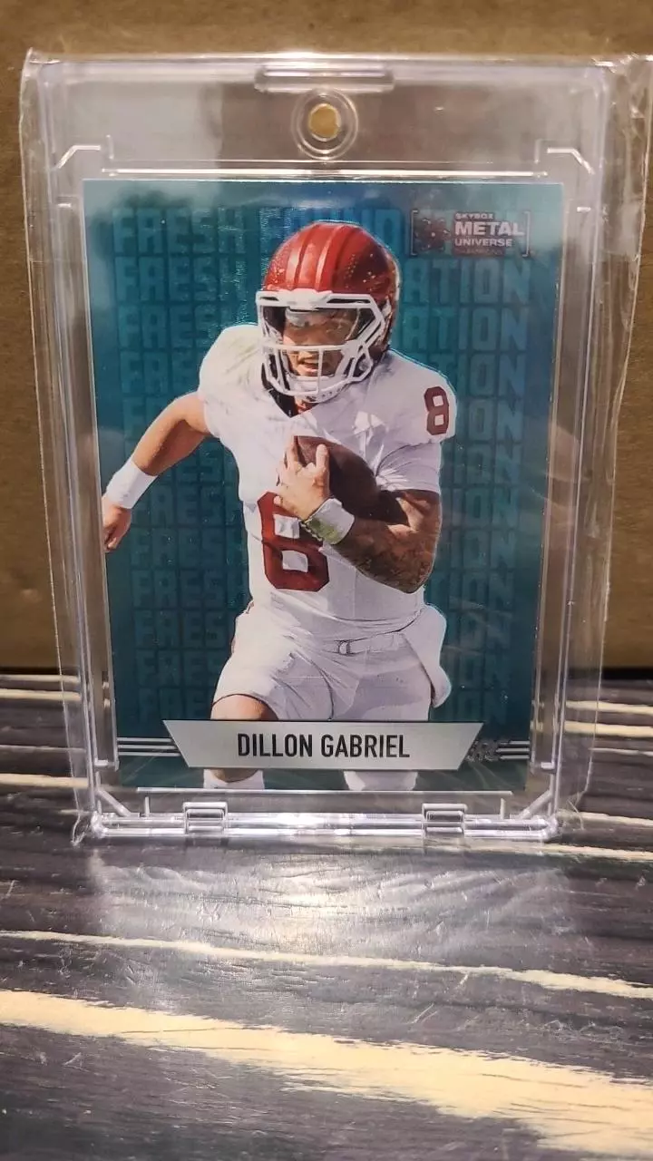 Dillion gabriel browns fresh foundation football card rc thumbnail