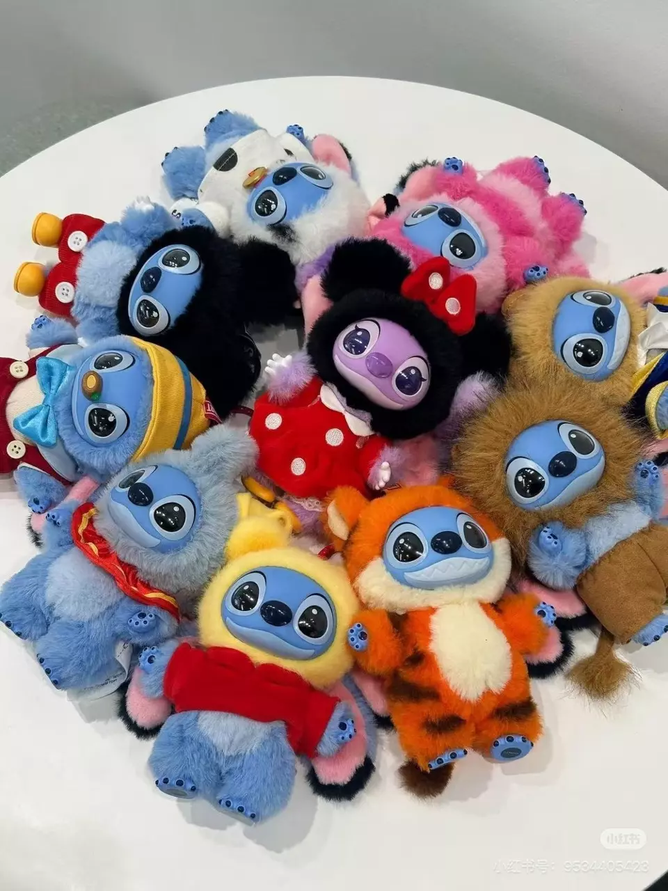 Popmart stitch adventure Blind Box thumbnail