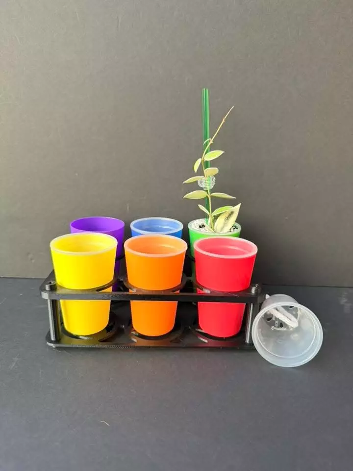 Reserved for @UzendaPlant. Cup holder only thumbnail