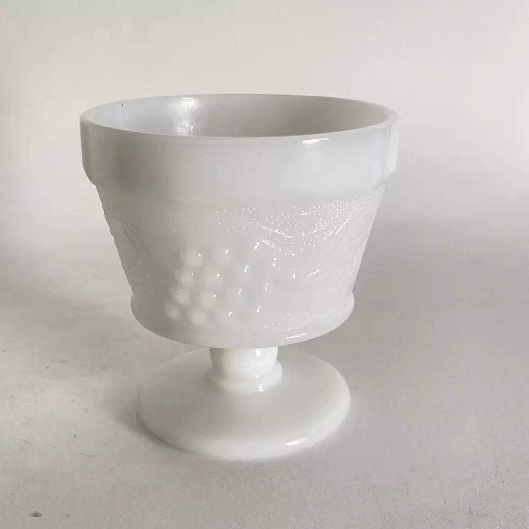 Anchor Hocking Milk Glass Grape Sorbet Cup thumbnail