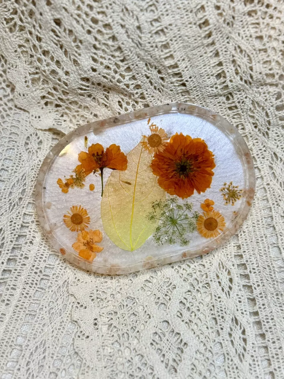 Small tray with sunstone and pressed flowers thumbnail