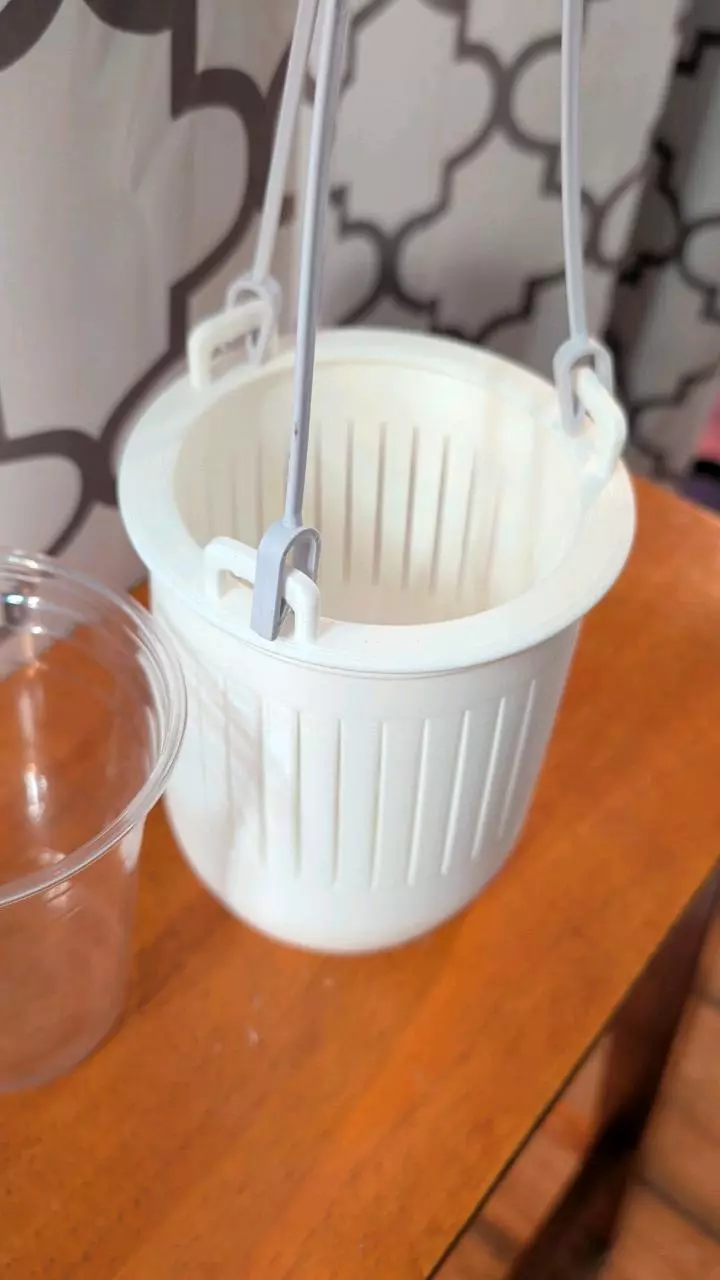 The Lynn Tall Hanging Roots First Planter thumbnail