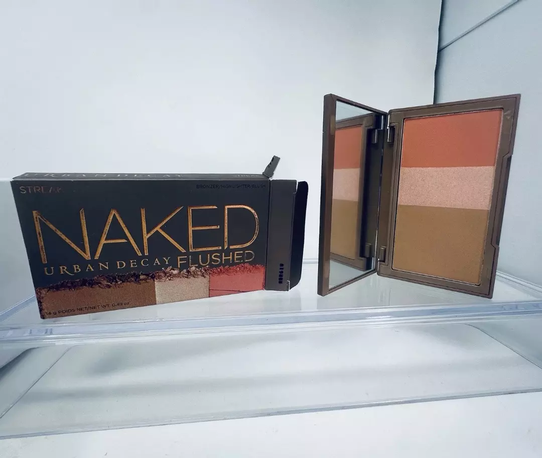 Urban Decay Naked Flushed (Bronzer, Highlighter, Blush) - STREAK • RARE thumbnail