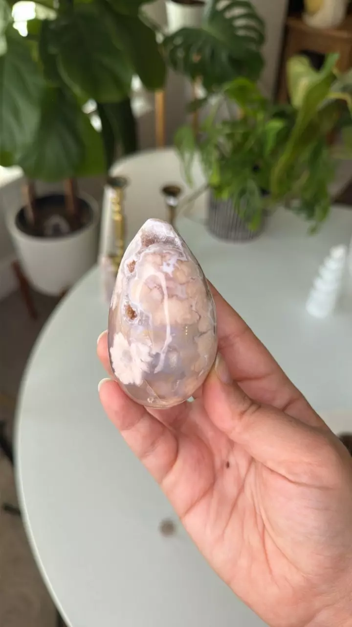 Flower agate egg - lm217 thumbnail