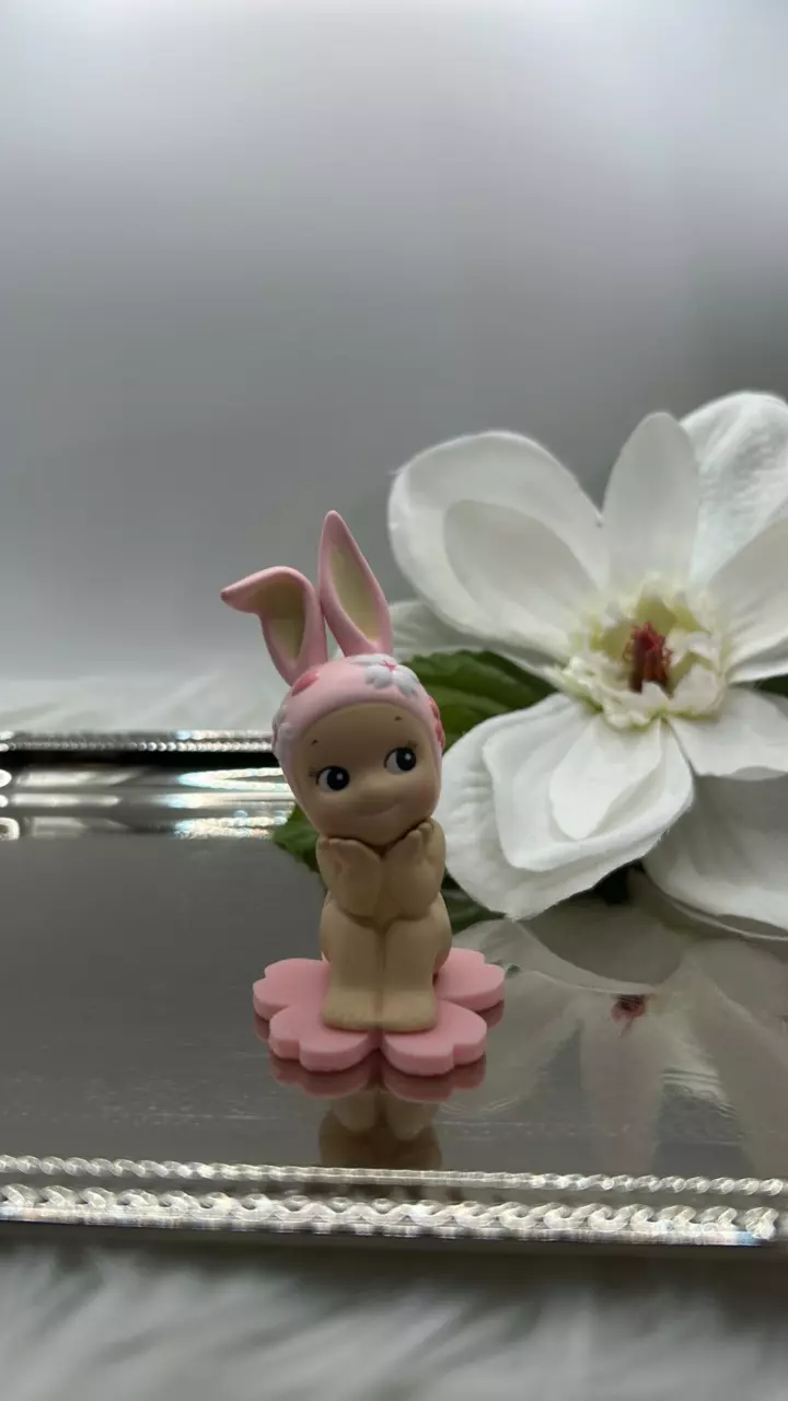 SONNY ANGEL CHERRY BLOSSOM SERIES RABBIT, Confirmed INCLUDES CHERRY BLOSSOM BASE thumbnail