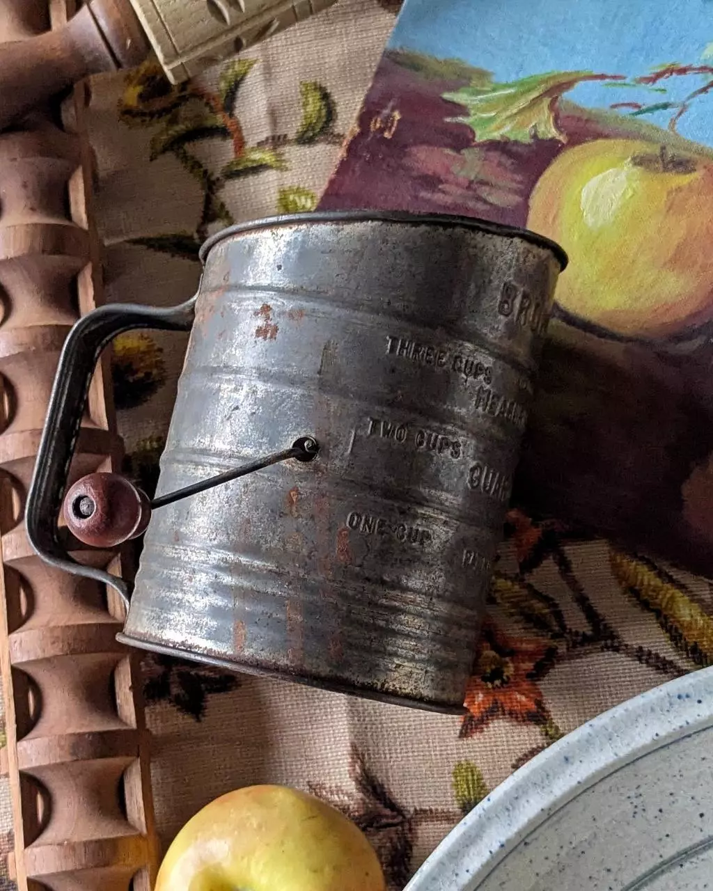 Rustic Bromwell’s 3-cup sifter thumbnail