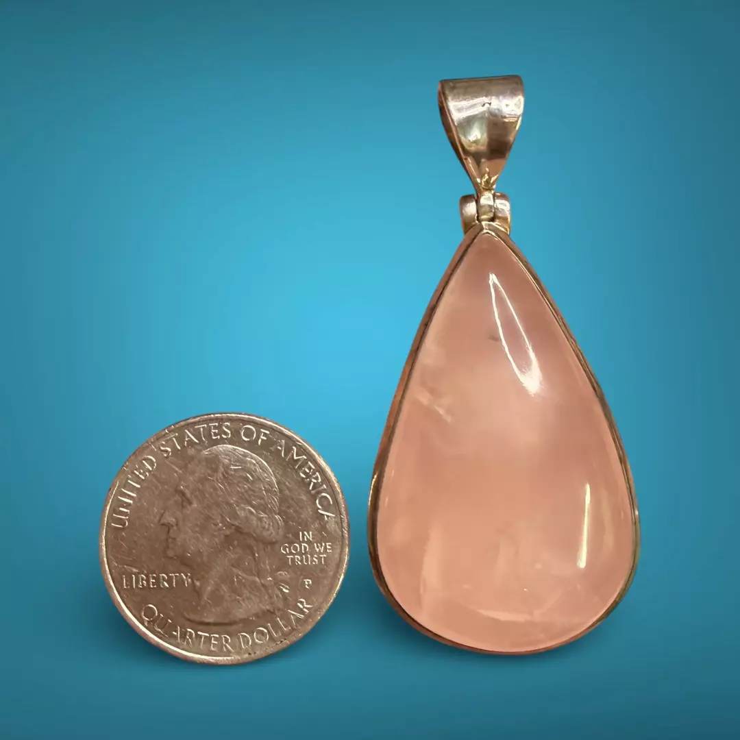925 Sterling Rose Qtz Pendant thumbnail