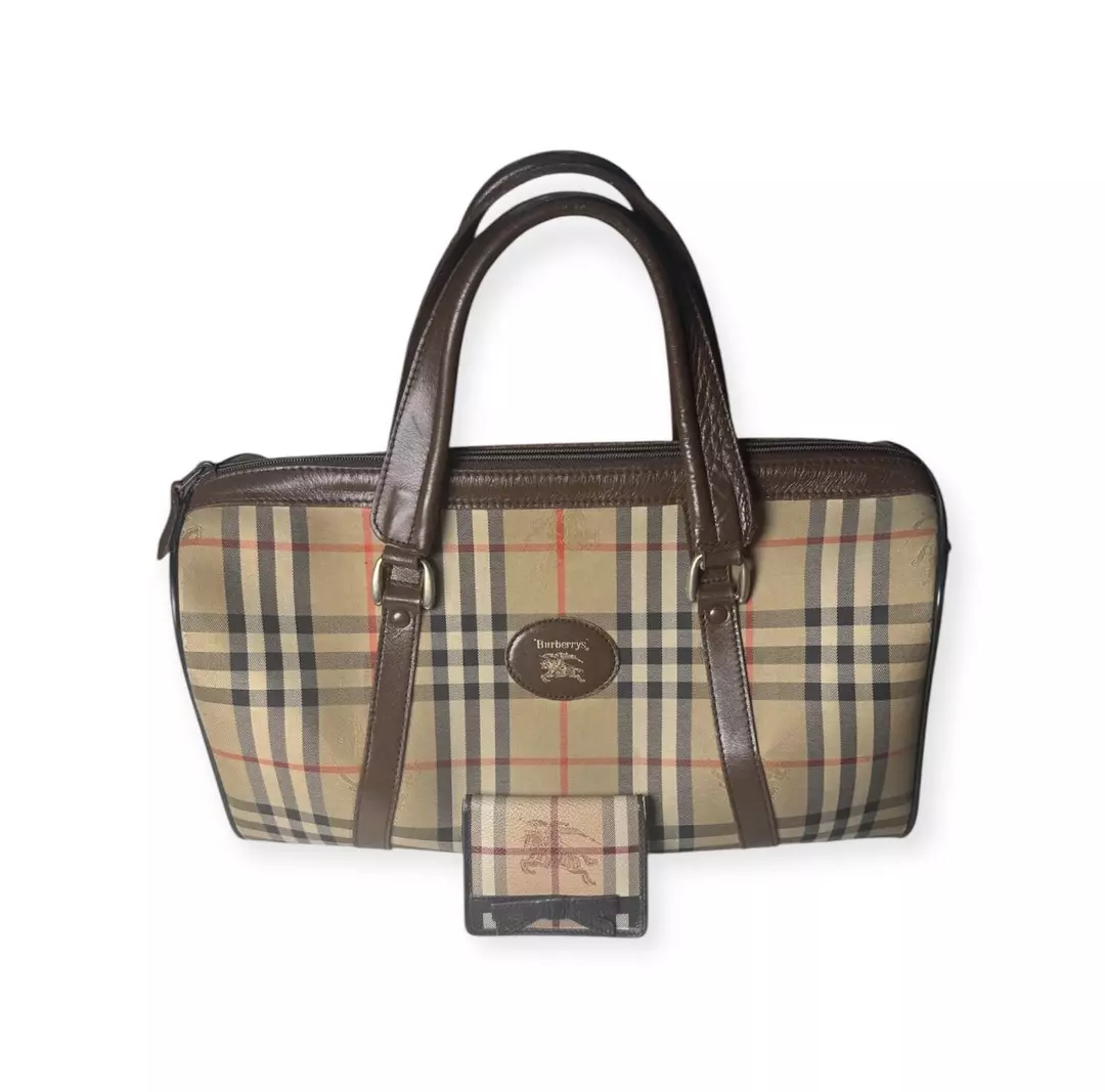Burberry Vintage Boston Bag with bow cardholder thumbnail