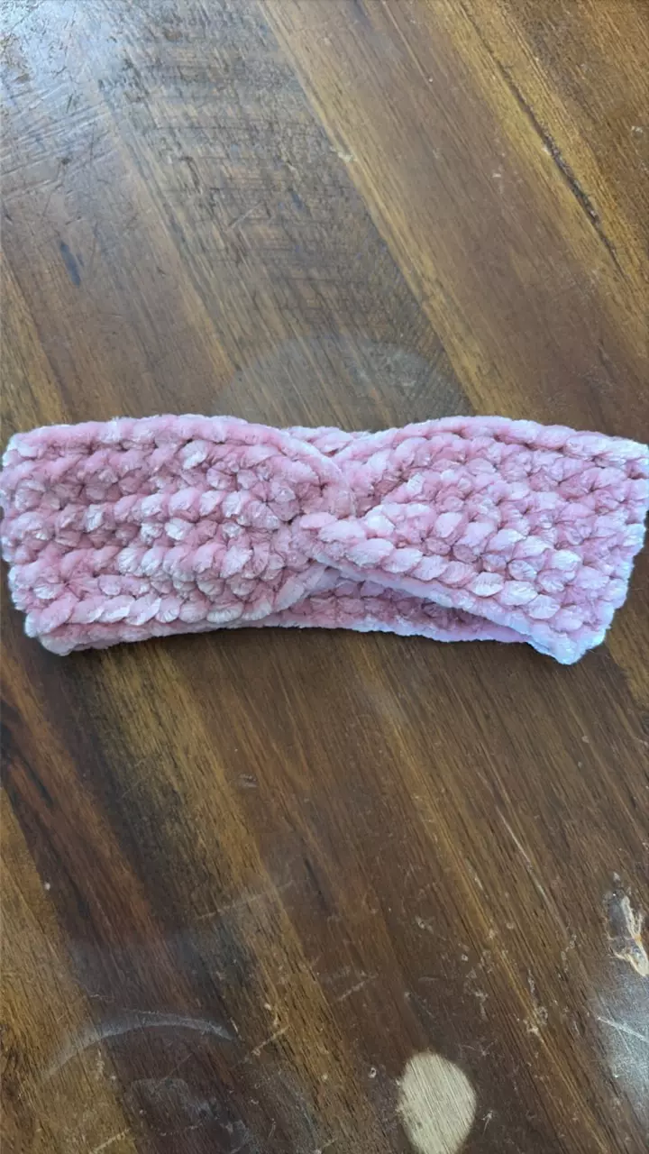 6-12 Month Baby Velvet Earwarmer thumbnail