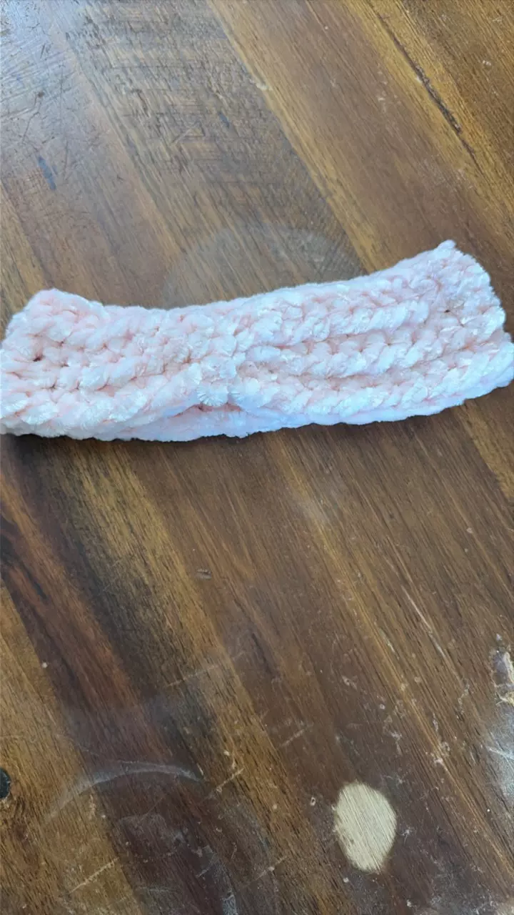 3-6 Month Baby Velvet Earwarmer thumbnail