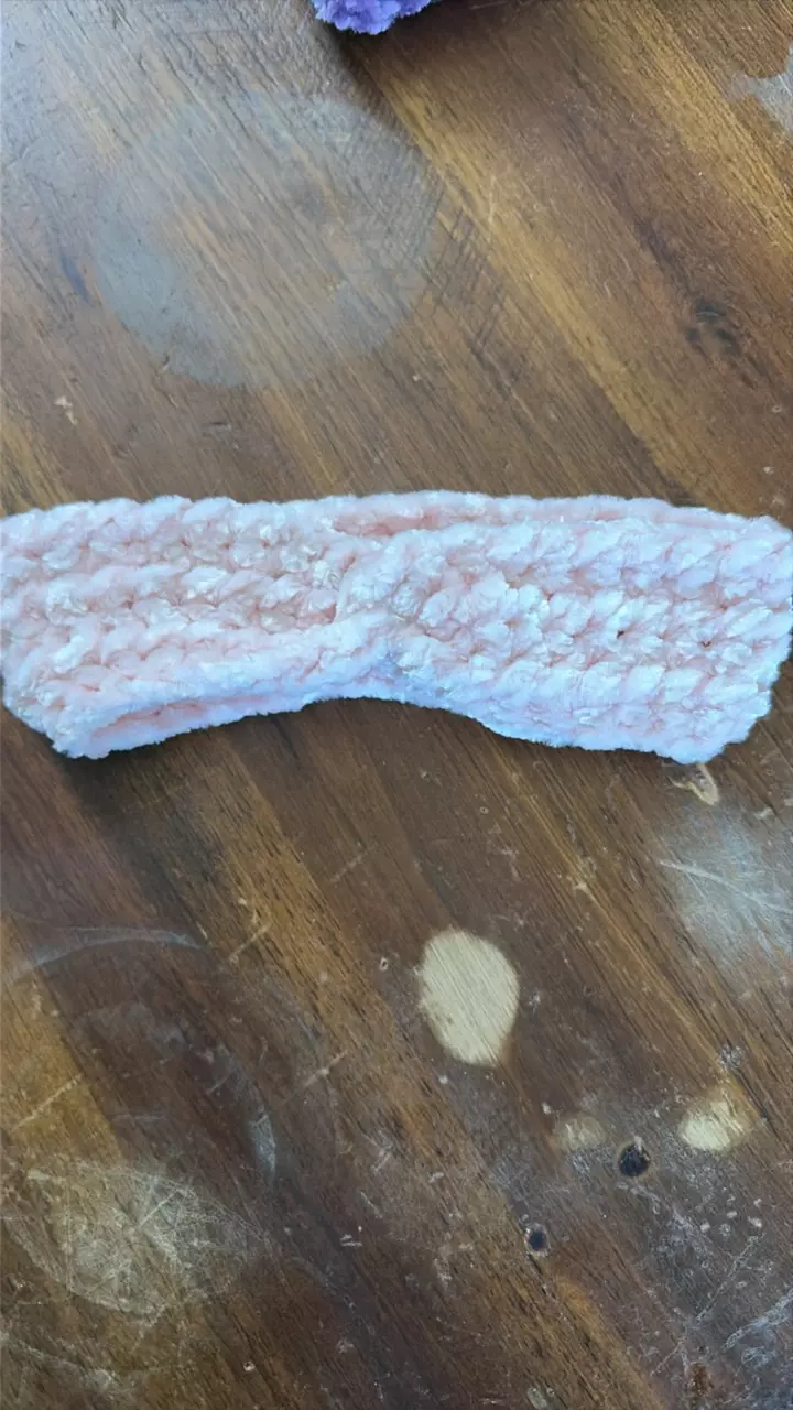0-3 Month Baby Velvet Earwarmer thumbnail