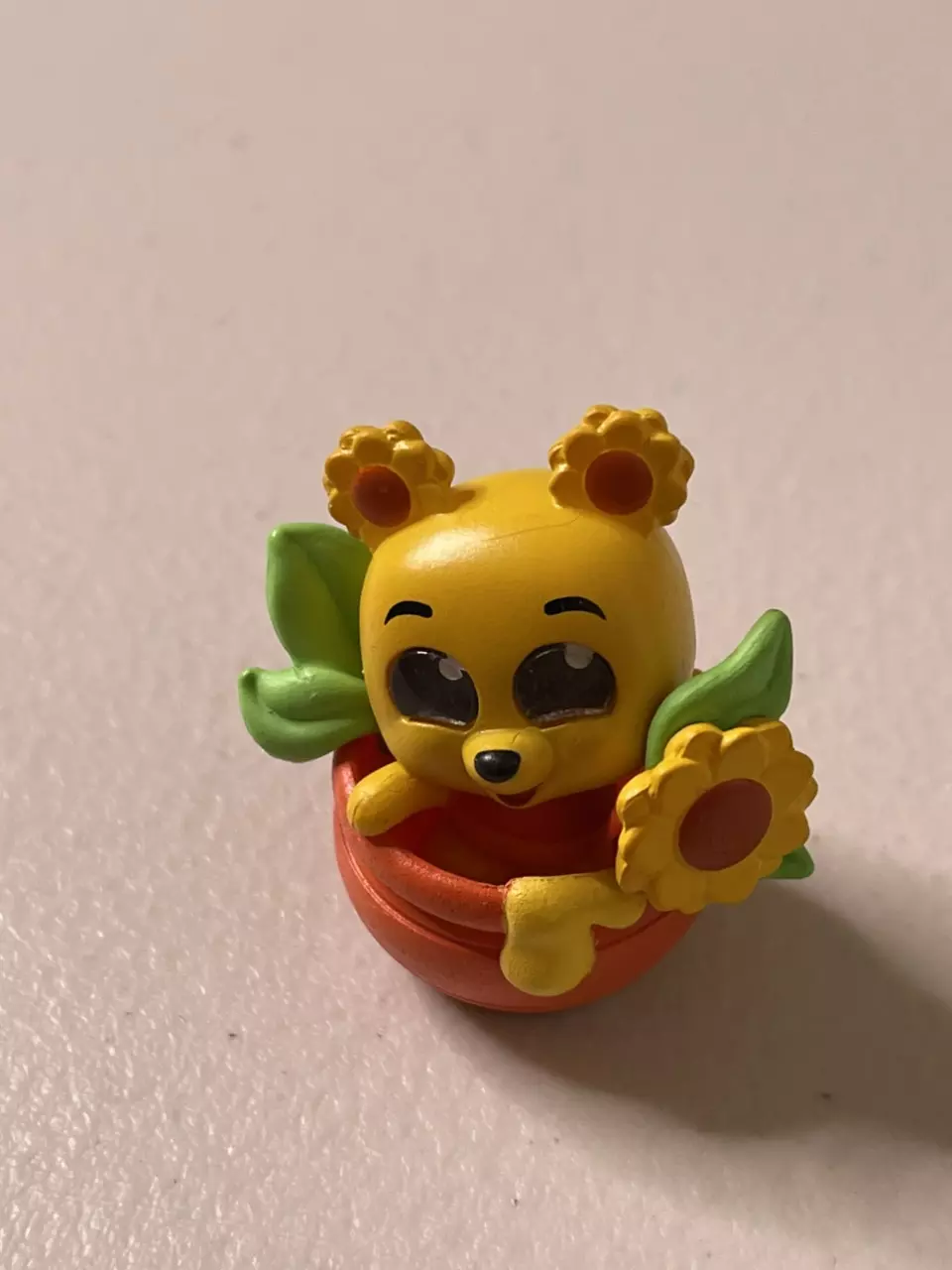 Winnie the Pooh-In Full Bloom (Common) thumbnail