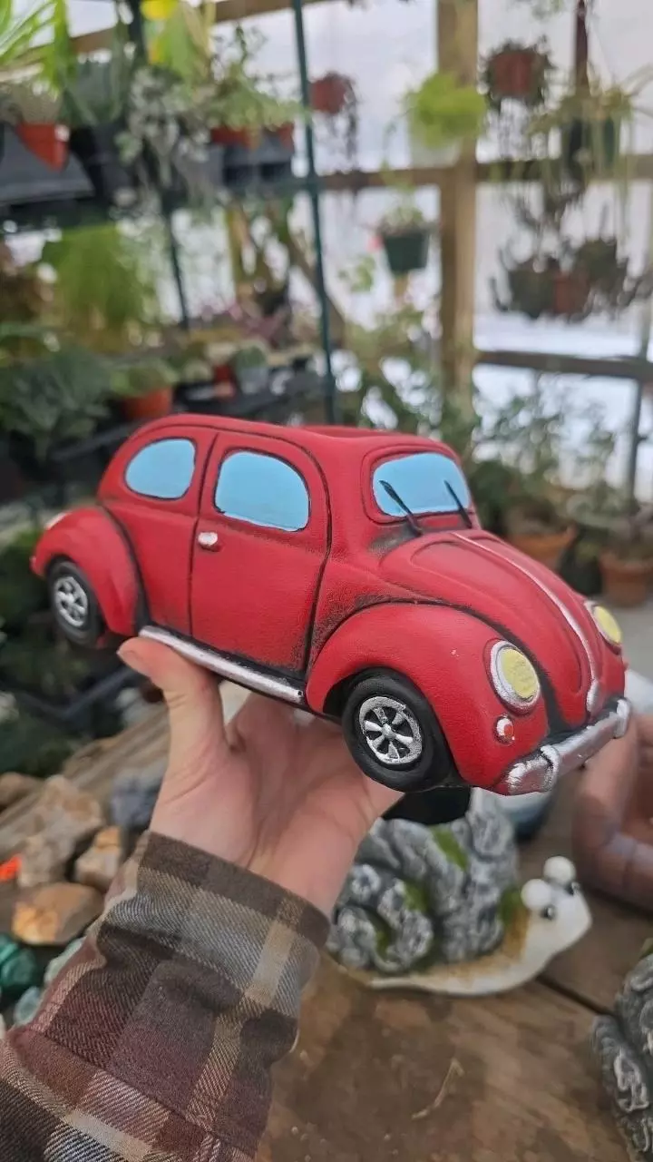 VW Beetle Planter thumbnail