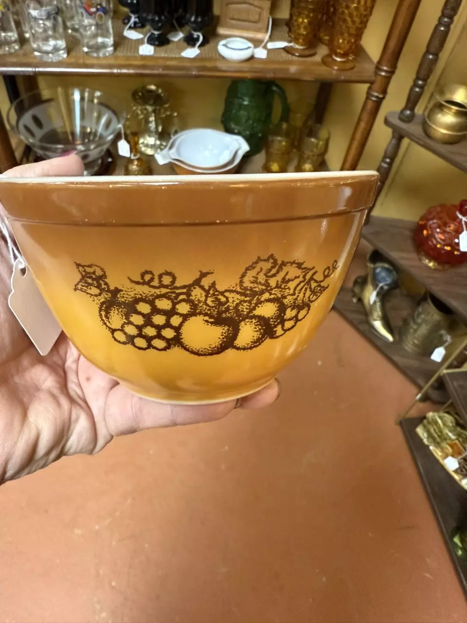 Pyrex Old Orchard 401 thumbnail