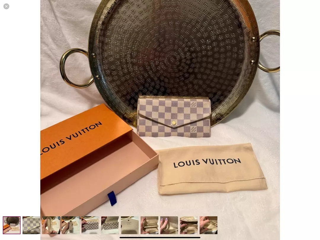 EUC LV Damier Azur Sarah Wallet. thumbnail