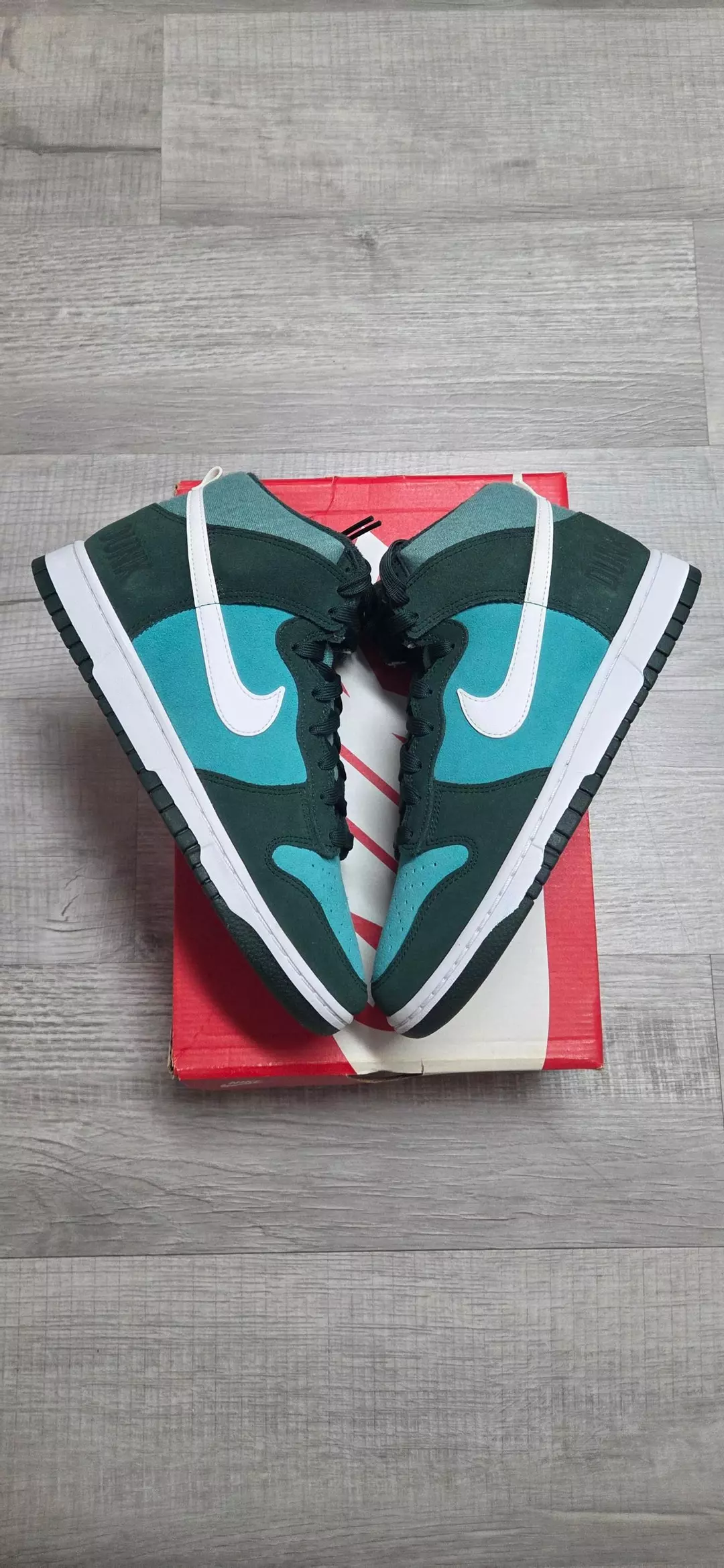 Nike Dunk Athletic Green Sz 9m thumbnail