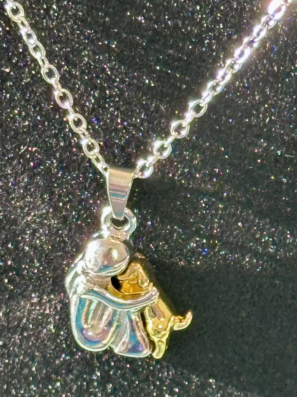 Dog Hug Necklace thumbnail