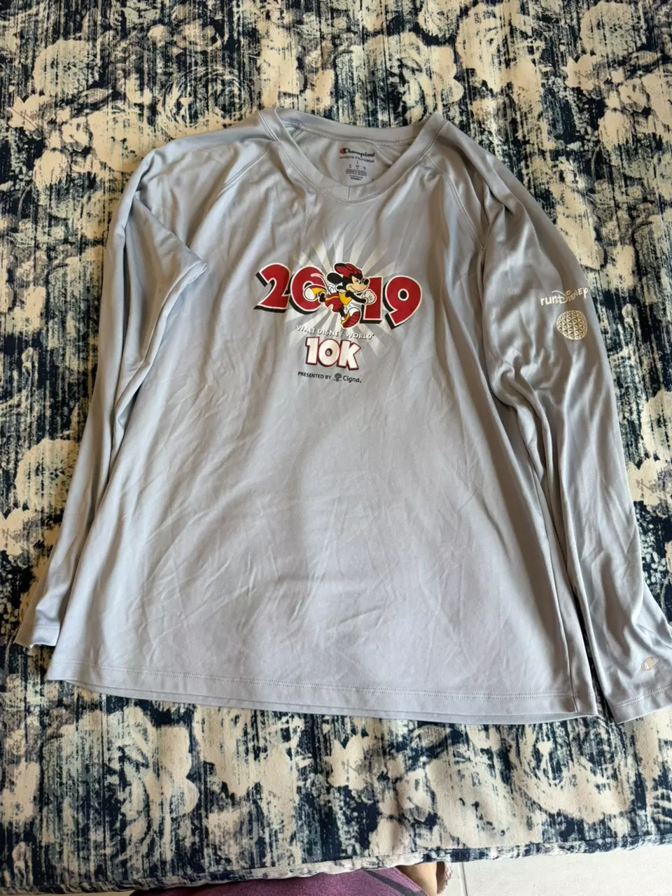 Champion Walt Disney World Run Disney Minnie Mouse 2019 Long Sleeves Women’s L thumbnail