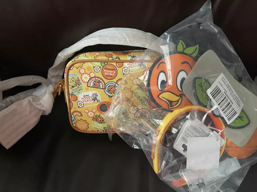 Disney Orange Bird Dooney and Bourke Epcot Flower and Garden bundle thumbnail