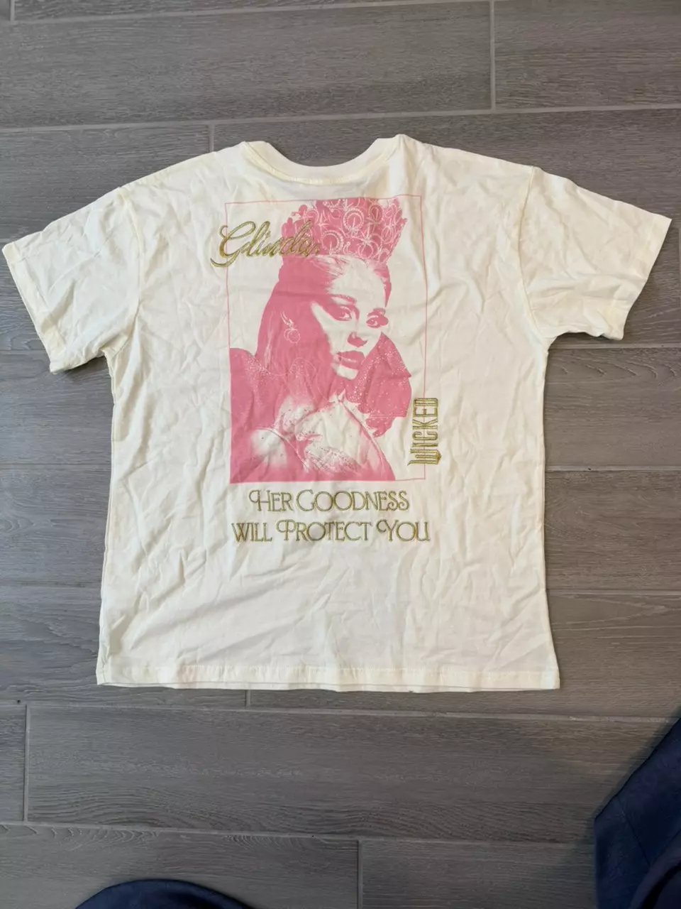 NWT Wicked Glinda Her Goodness Will Protect You Graphic Short Sleeves T-Shirt thumbnail