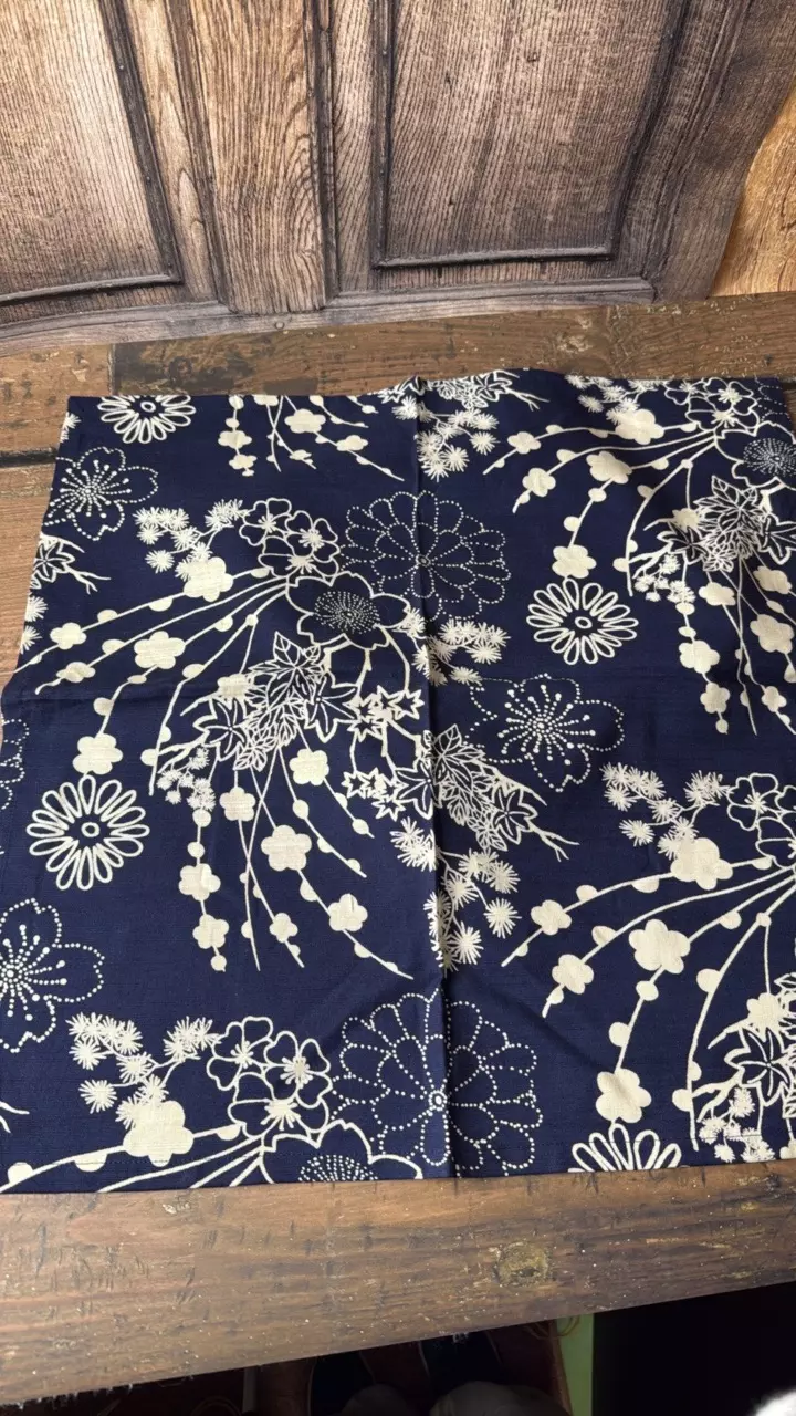 4 100% cotton napkins thumbnail