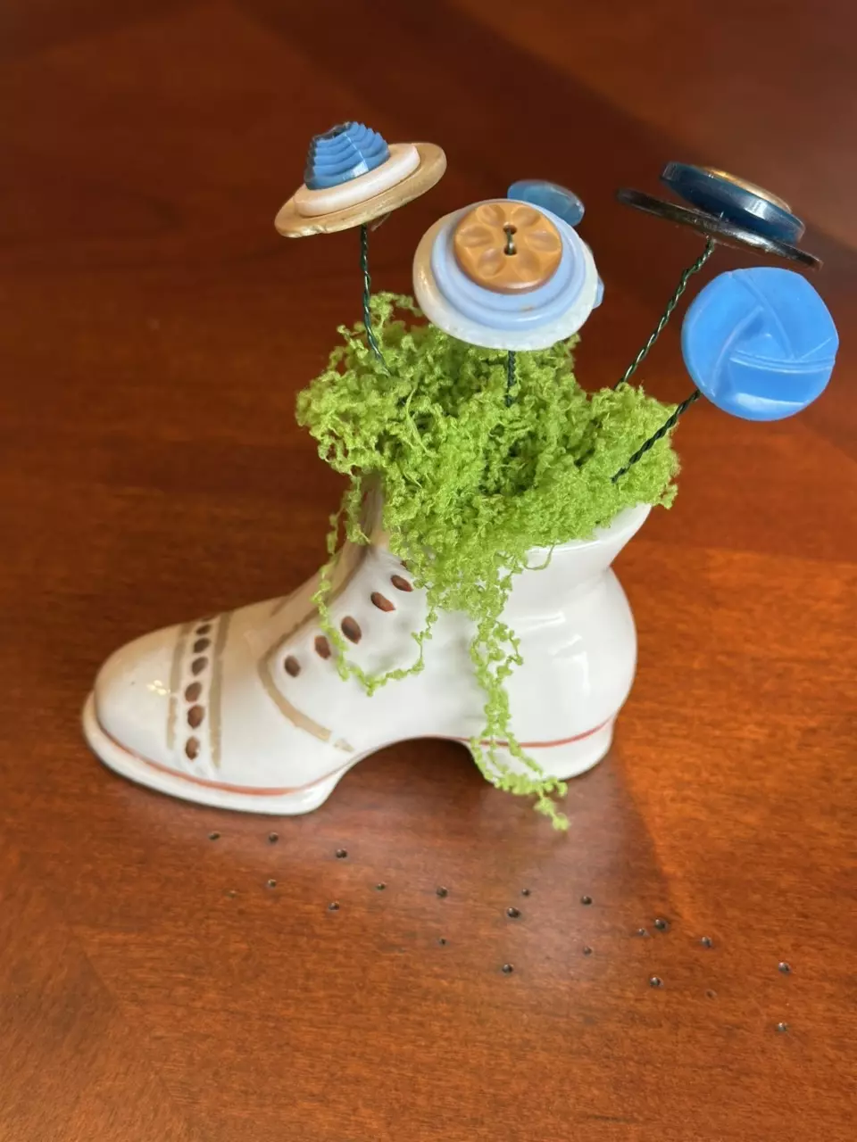 Vintage Mini Boot + Vintage Button Flowers thumbnail