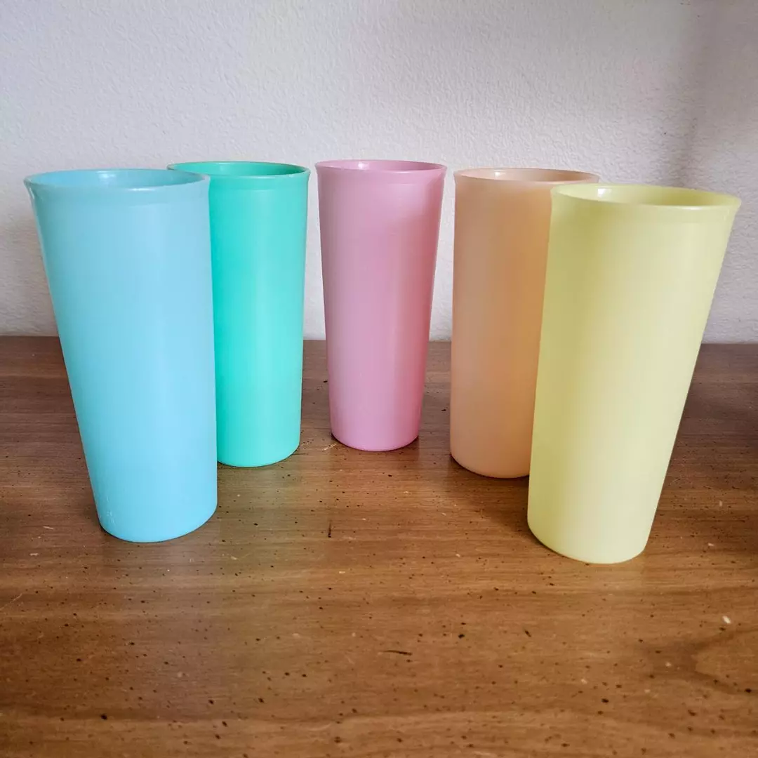 Vintage Tupperware Pastel Tumblers thumbnail