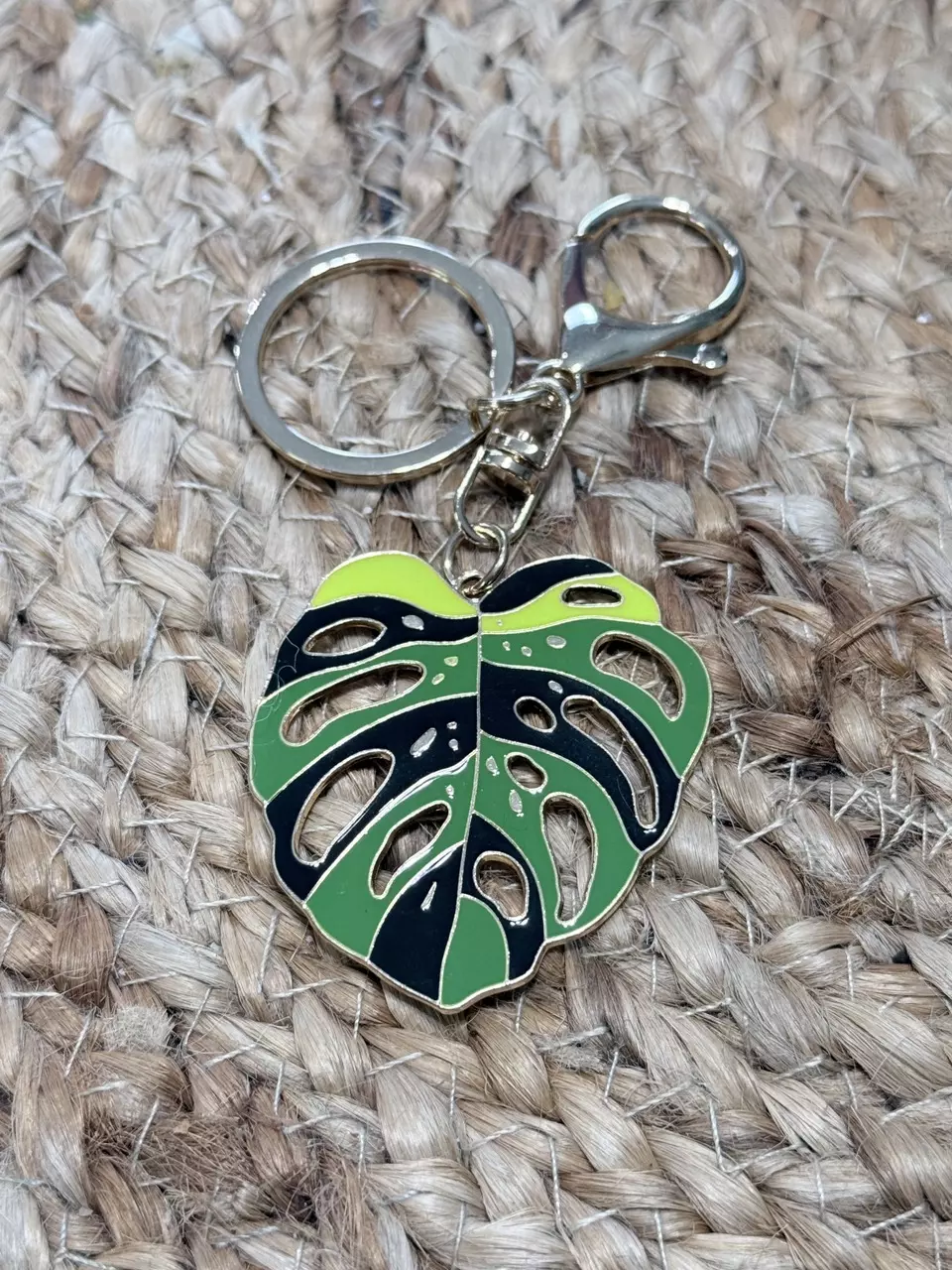 Monstera key chain thumbnail
