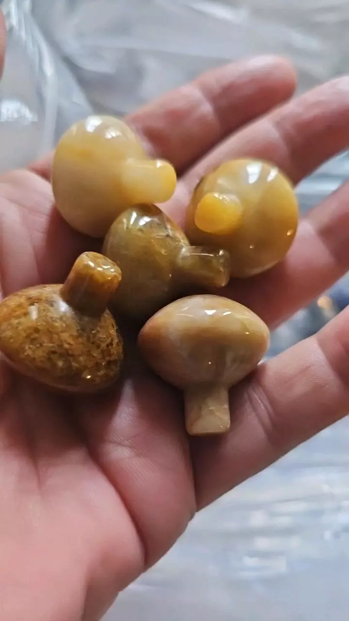 Agate Spinning Top thumbnail