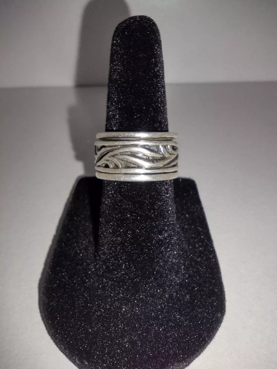 Spinner Ring Size 5 thumbnail