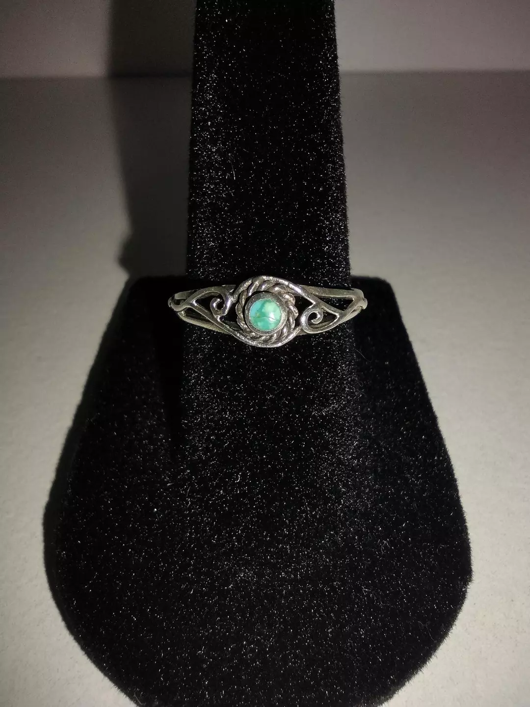 Ring Size 6.75 thumbnail