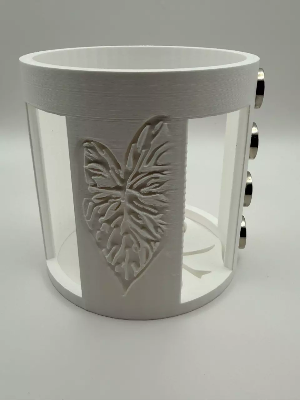 LeafLine Magnetic Bottle Hanger | 1000ml Magnetic Bottle Holder thumbnail