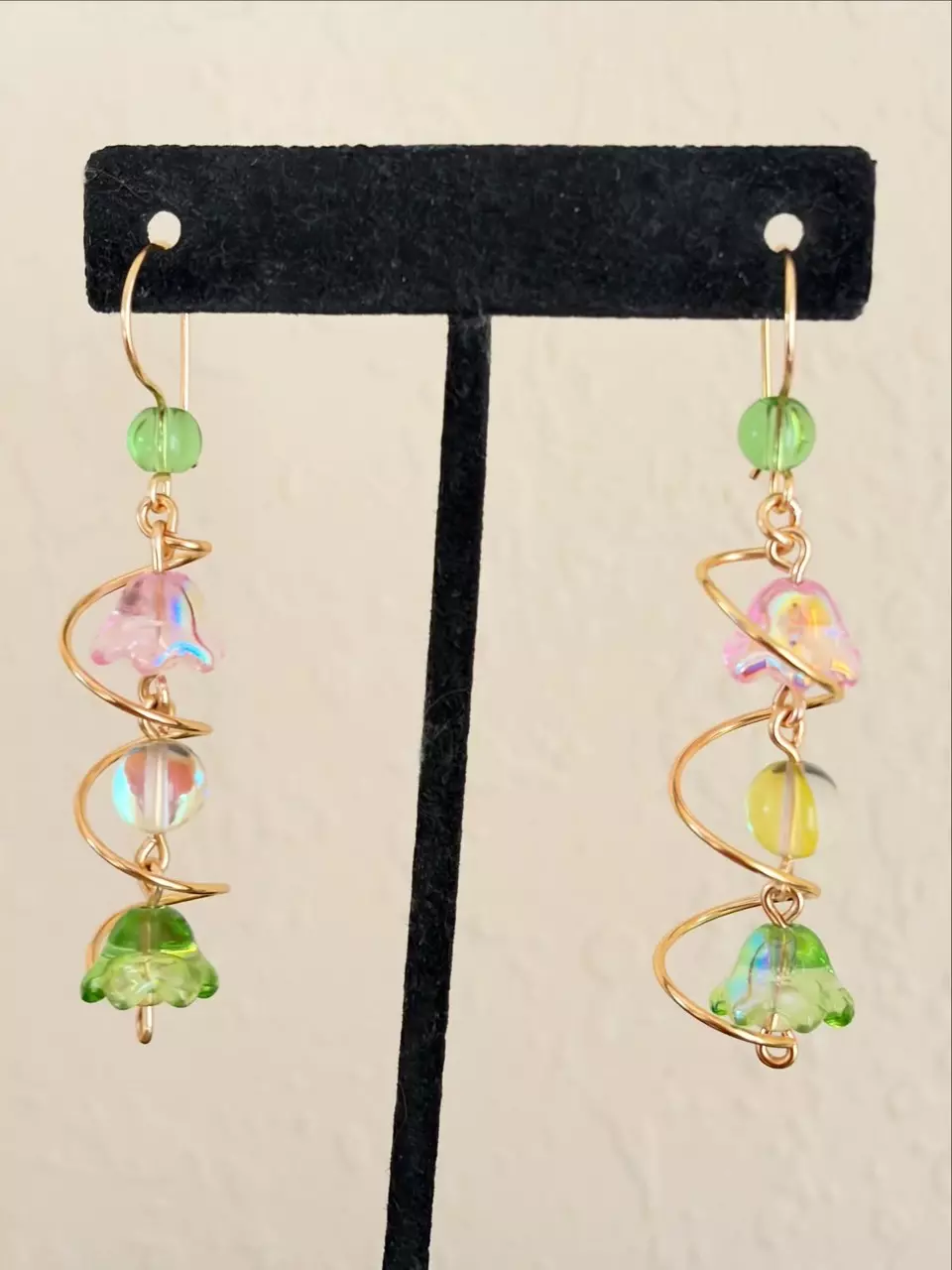 Glass flower drop earrings thumbnail