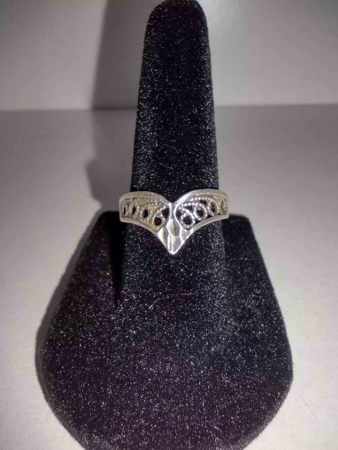 Vintage Filagree Ring Size 6.5 thumbnail